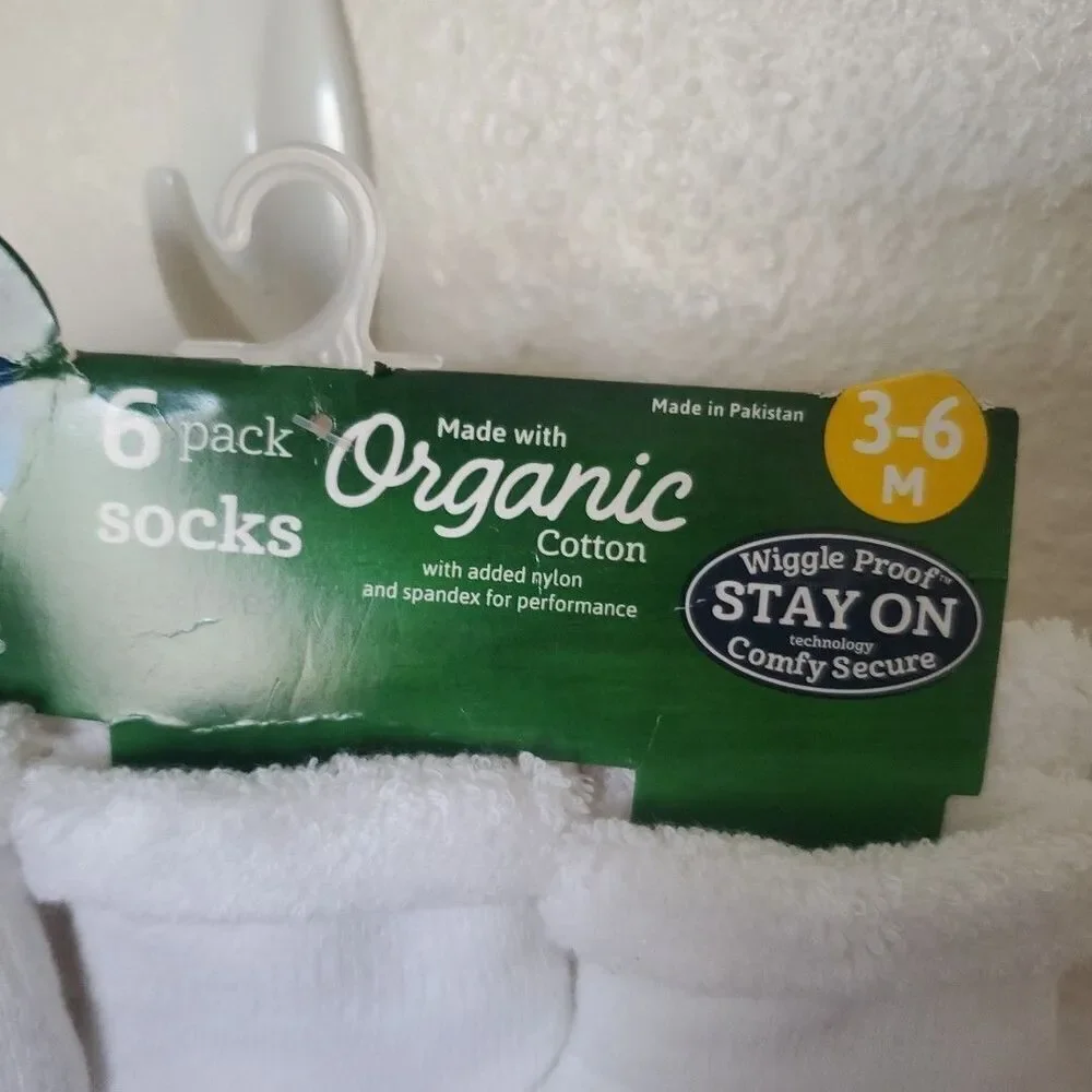Gerber Baby White Socks Boys & Girls Plush 6 Pack Size 3-6 Months Organic Cotton